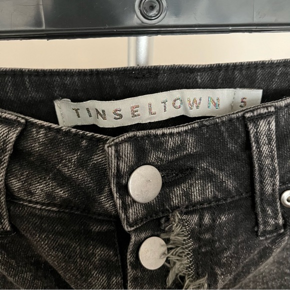 Brand New Black Demin Distressed High Waisted Shorts Size: 5 - Picture 3 of 3